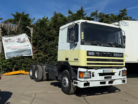 DAF 95.350 ATI 6X2 10 Wheels ZF MANUAL GEARBOX